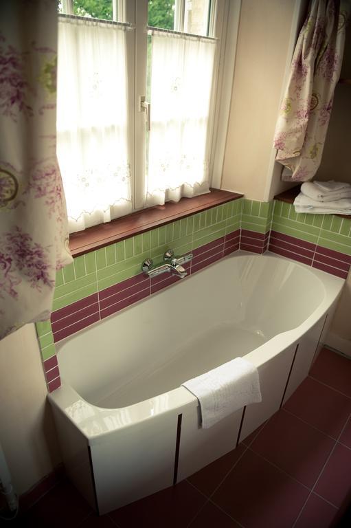 Le Chateau De La Vierge Bures-sur-Yvette Room photo